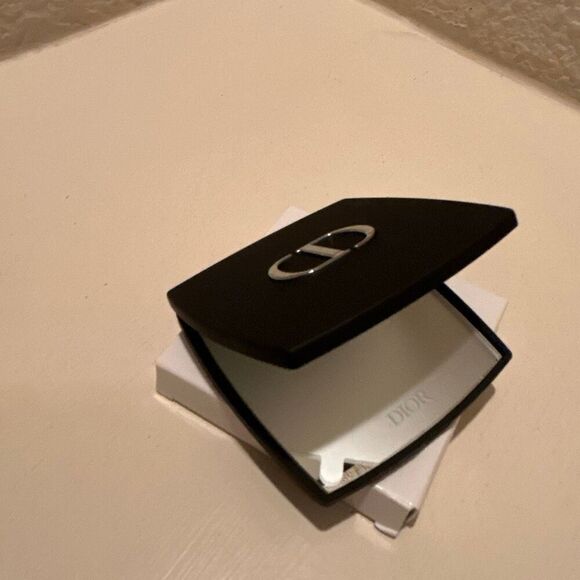 Dior Square Compact Mirror Black Matte Makeup Travel Luxury Cosmetic New - Picture 5 of 6